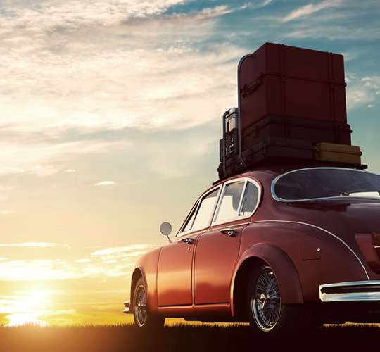 Oldtimer bei Sonnenuntergang